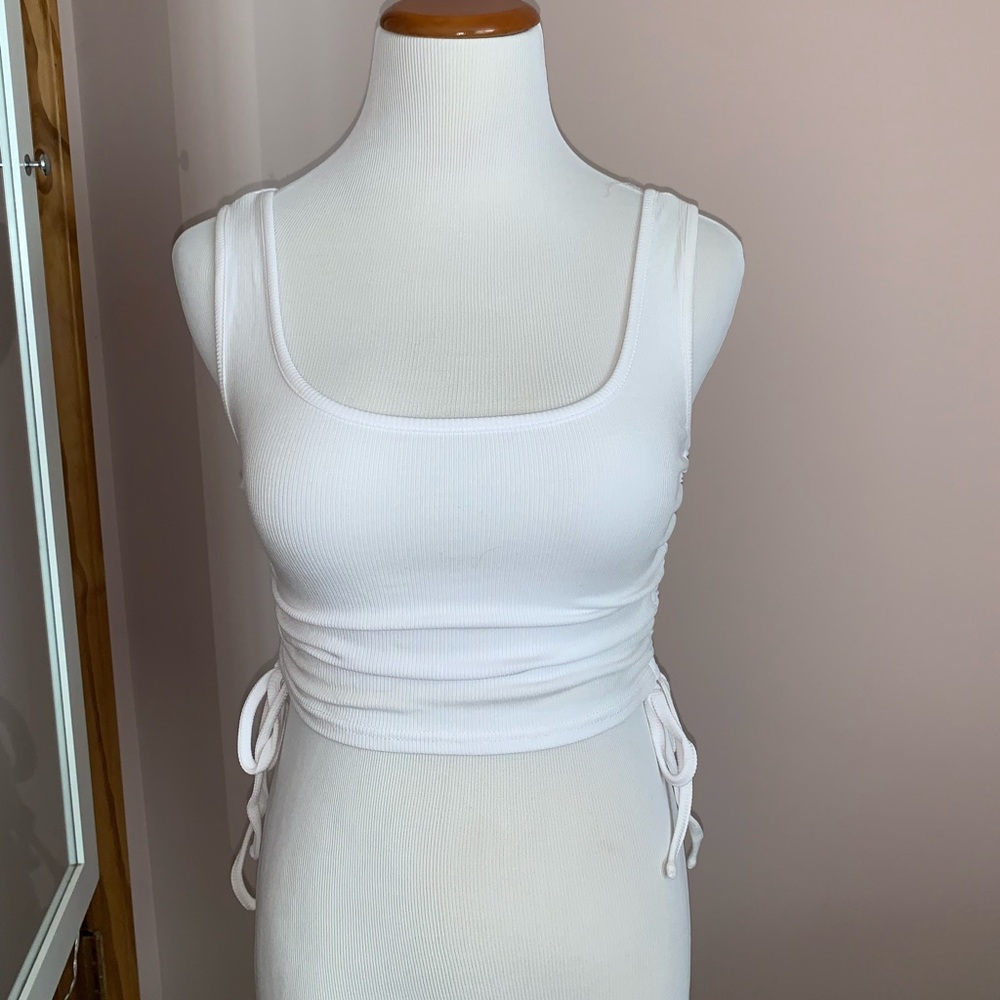 White cropped tank top from Zaful